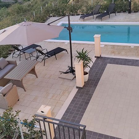 Ferienwohnung Magi House With Pool Podstrana Exterior foto